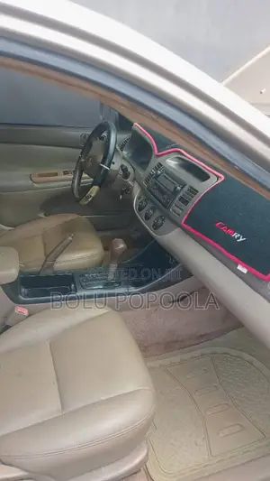 Toyota Camry 2003 Gold