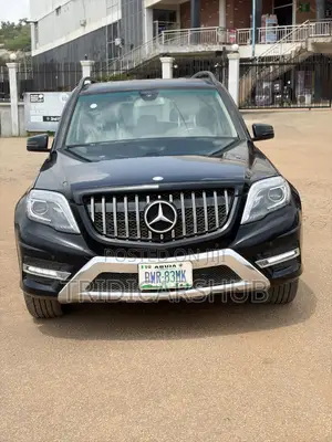 Mercedes-Benz GLK-Class 350 2014 Black
