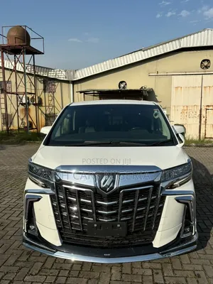 Toyota Alphard 2023 White