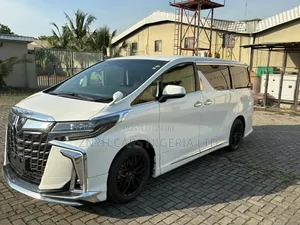 Toyota Alphard 2023 White