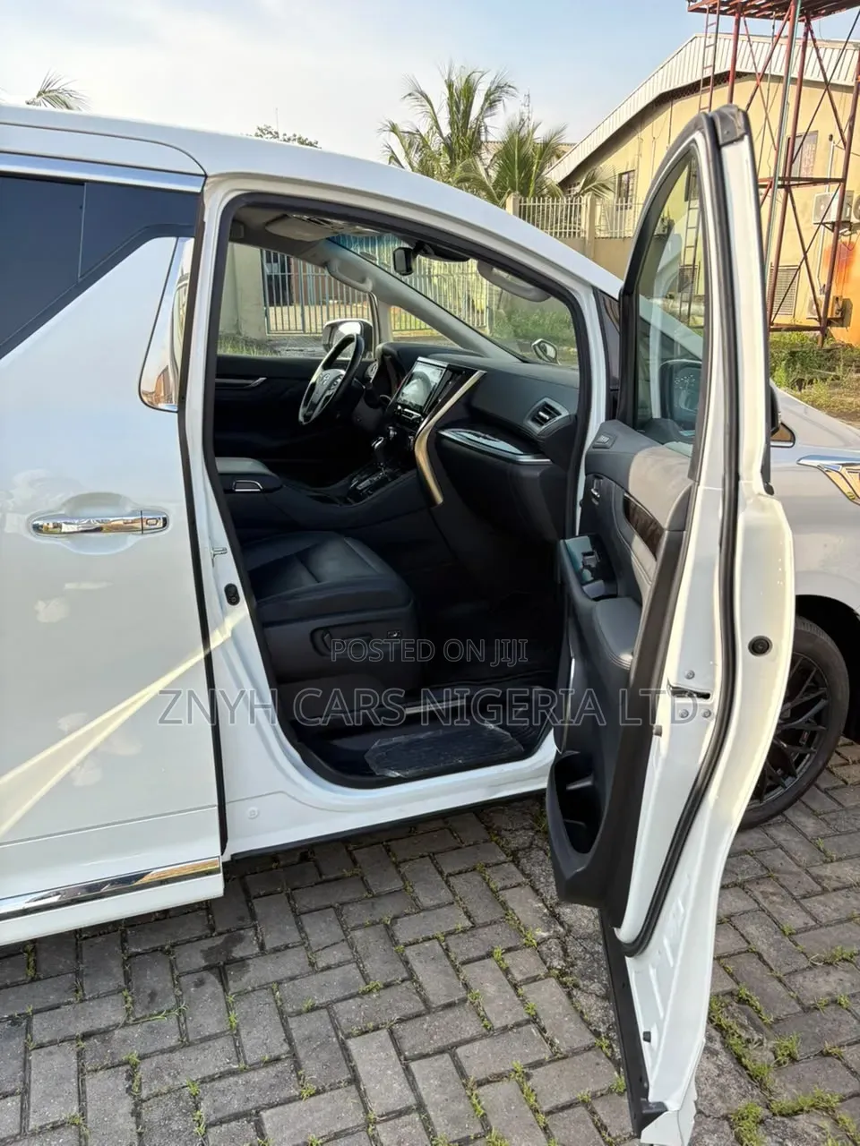 Toyota Alphard 2023 White