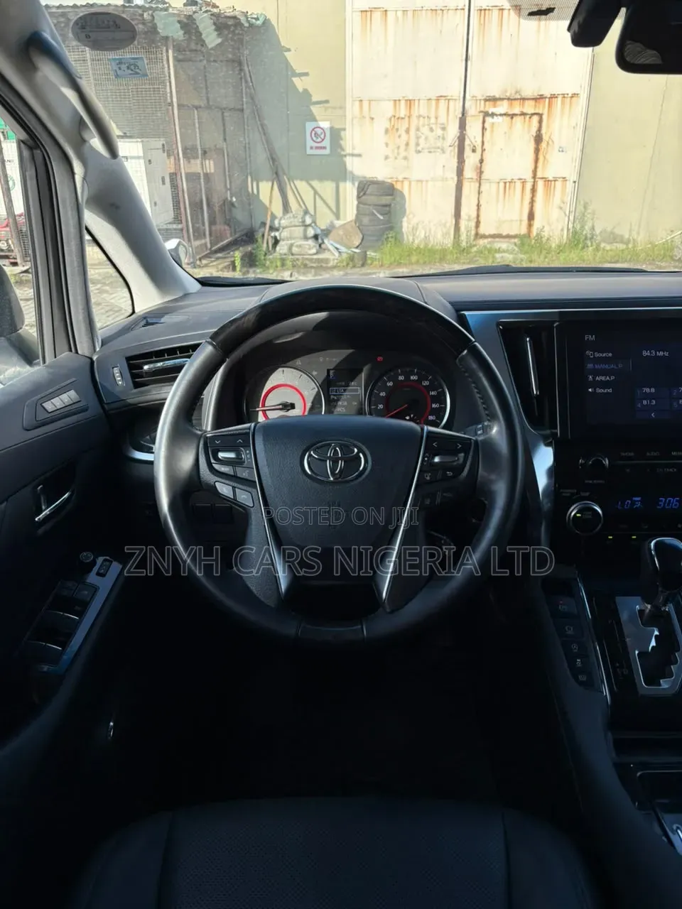 Toyota Alphard 2023 White