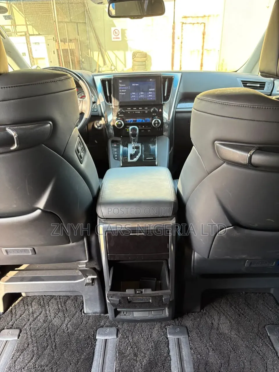Toyota Alphard 2023 White