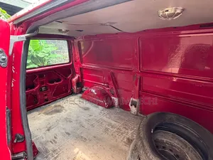 Volkswagen Transporter 2003 Red