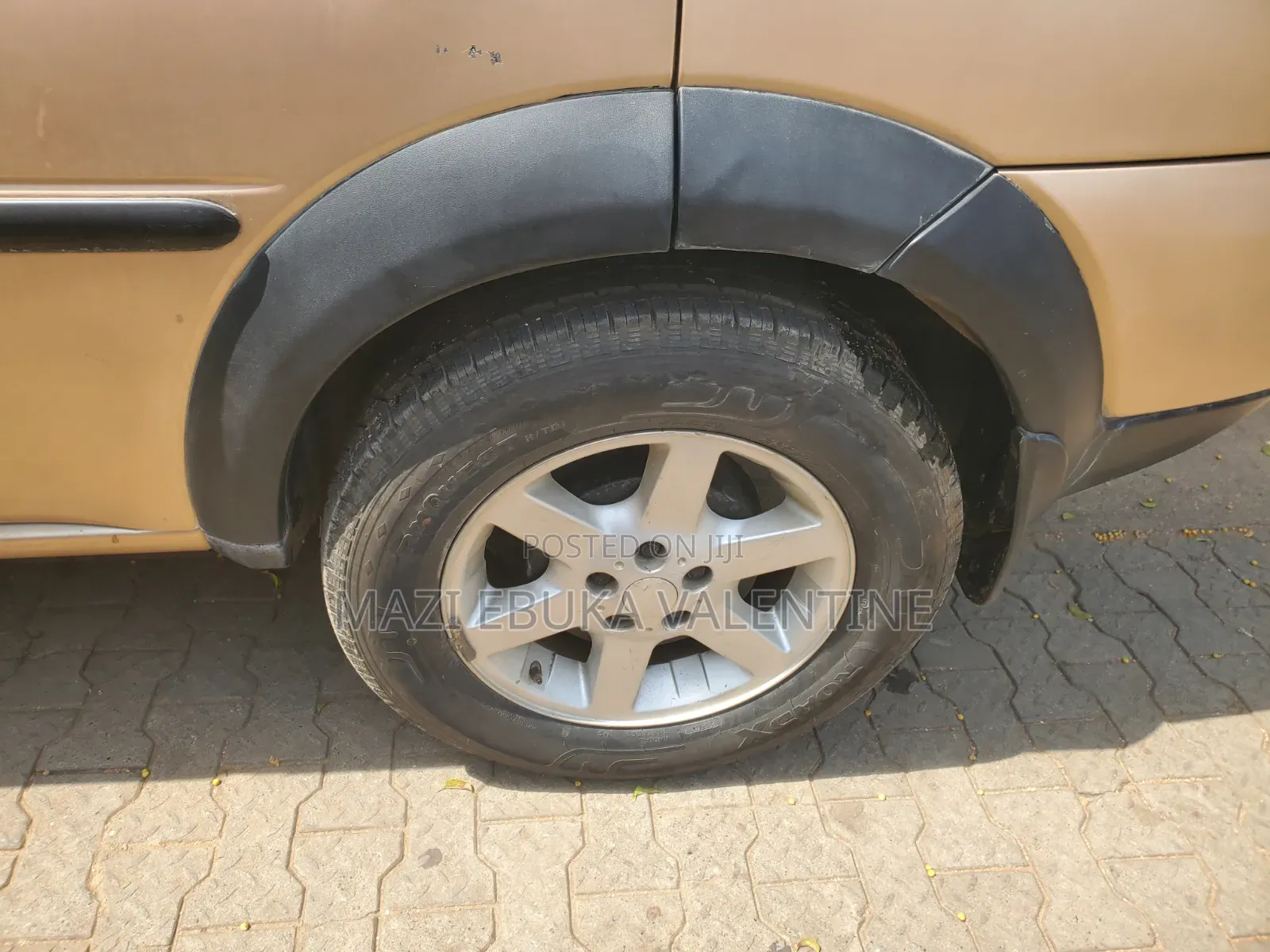 Land Rover Freelander 2005 Gold
