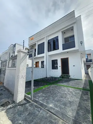 3bdrm Duplex in Lekki for sale