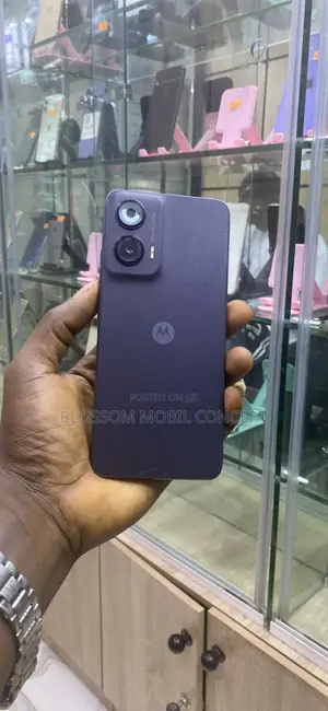 New Motorola XT532 Black