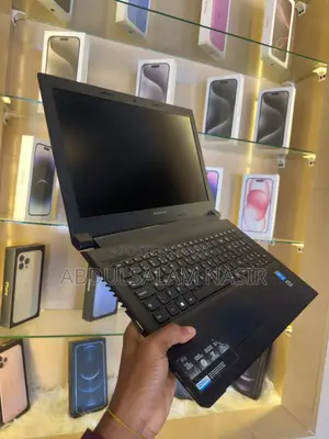 Laptop Lenovo Ideapad 3 4GB Intel Core i3 HDD 320GB