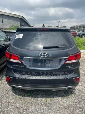 Hyundai Santa Fe 2017 Gray