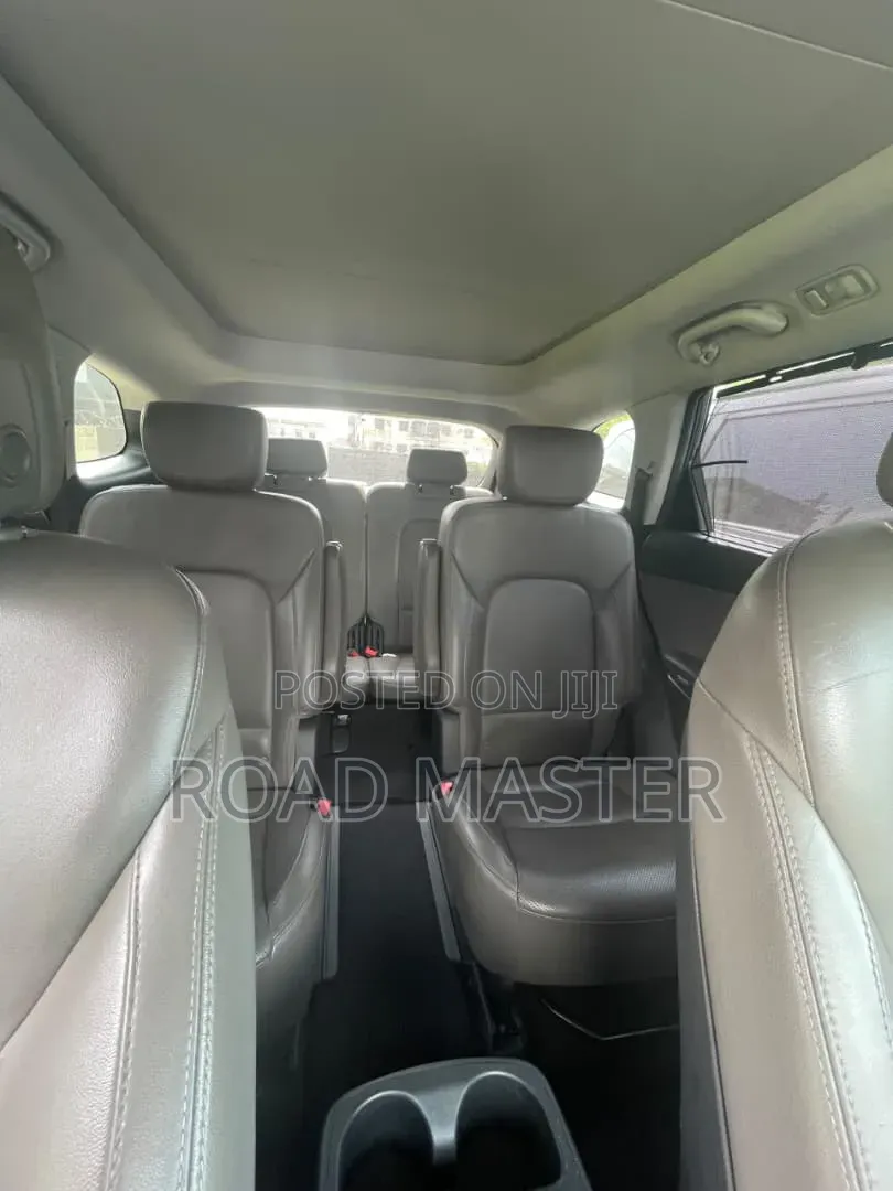 Hyundai Santa Fe 2017 Gray