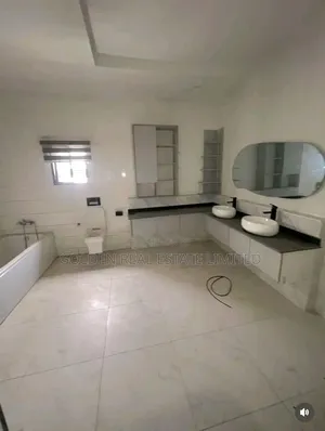 5bdrm Duplex in Jabi for rent