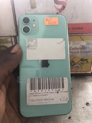 New Apple iPhone 11 64 GB Red