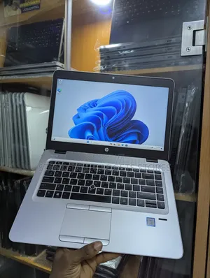 Laptop HP EliteBook 840 G4 8GB Intel Core i7 SSD 256GB