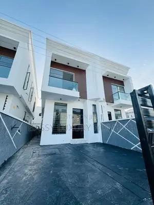 4bdrm Duplex in Lekki for sale