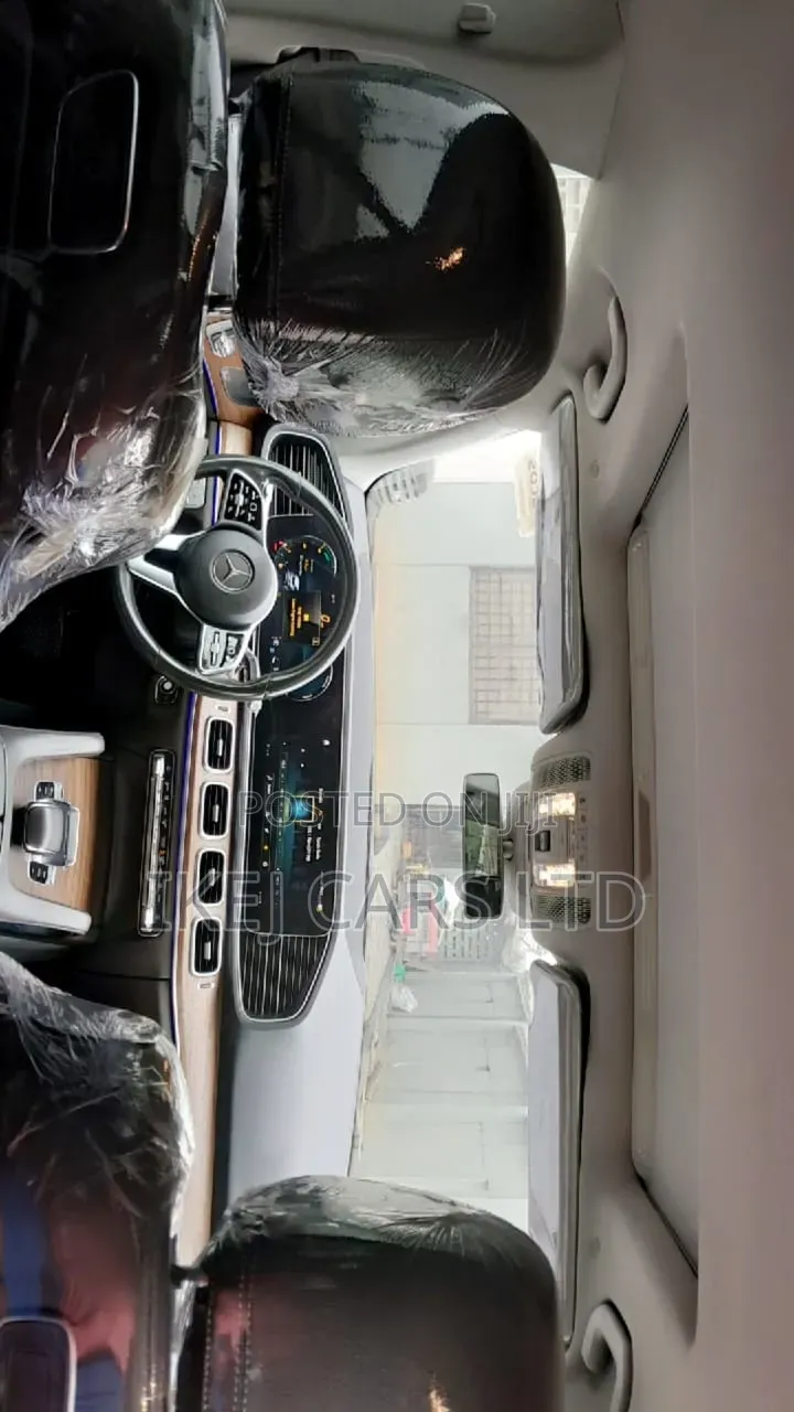 Mercedes-Benz GLE-Class 2019 Blue
