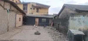 2bdrm Bungalow in Close To Beckley, Abule Egba for sale