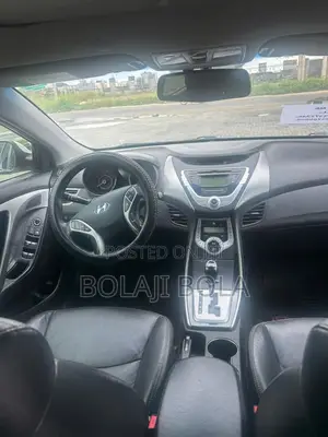 Hyundai Elantra Limited 2012 White
