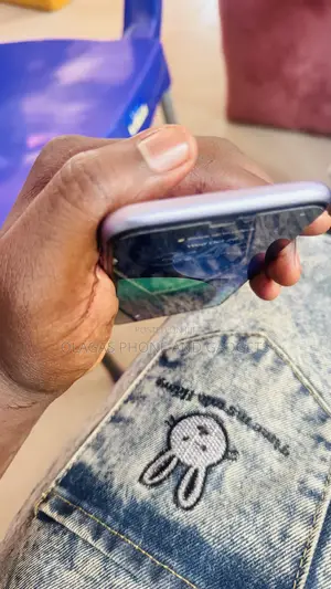 Apple iPhone 11 64 GB Purple