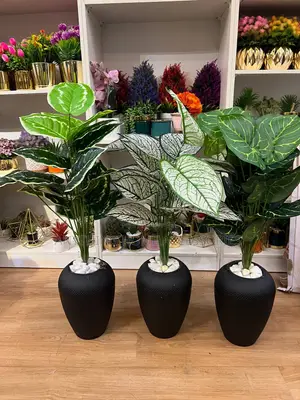 Beautiful Artificial Flowers for Outdoor and Indoor Decor