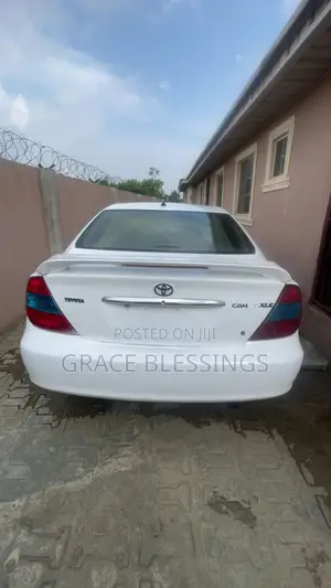 Toyota Camry 2.4 CE Automatic 2008 White