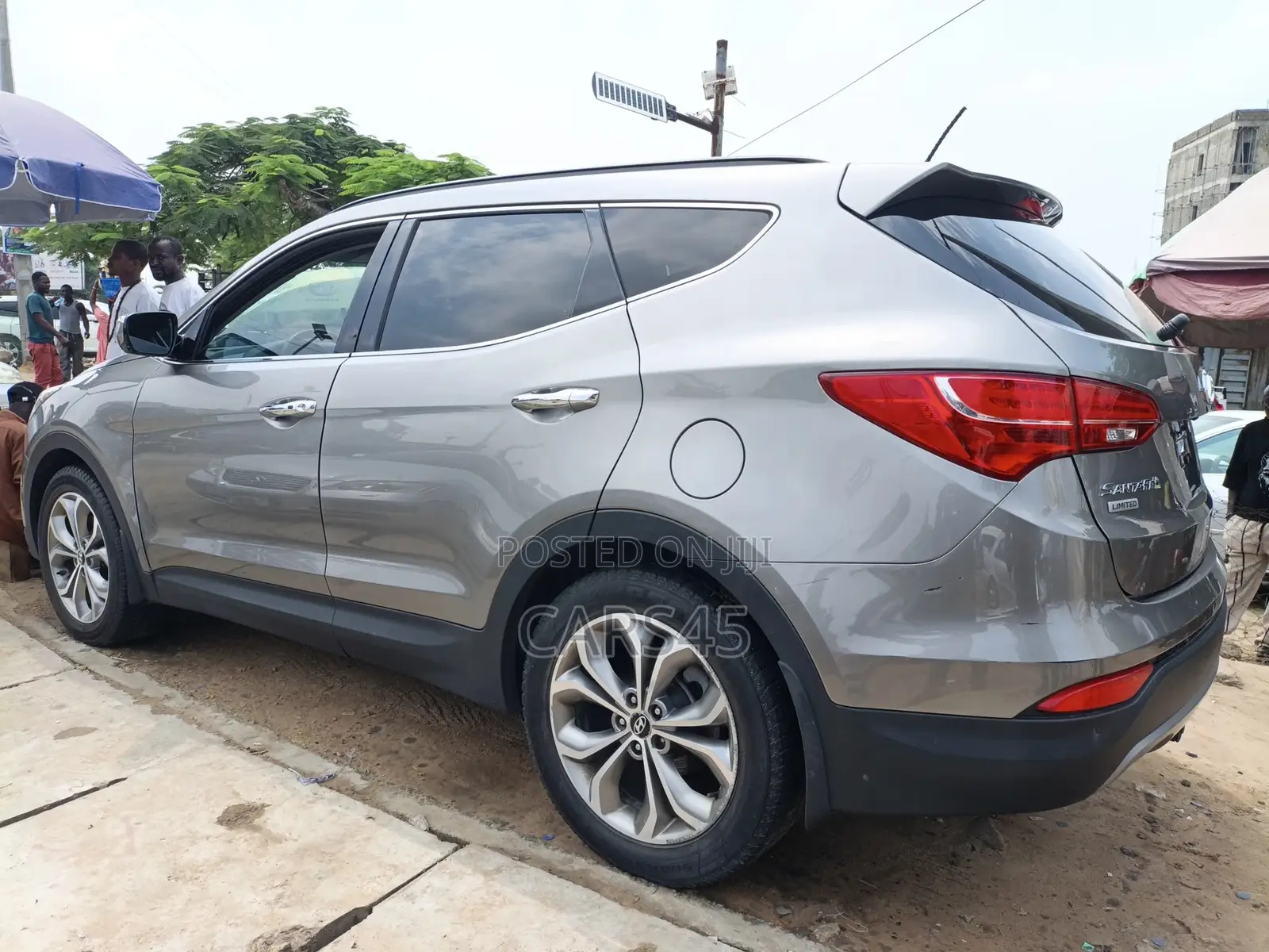Hyundai Santa Fe 2015 Gray