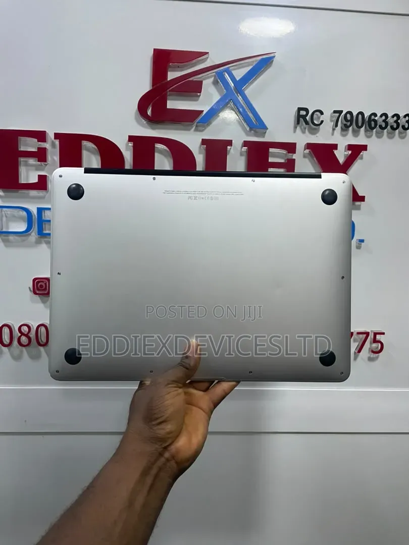 Laptop Apple MacBook Air 2012 4GB Intel Core i5 SSD 128GB