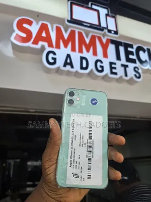 Apple iPhone 11 128 GB Green