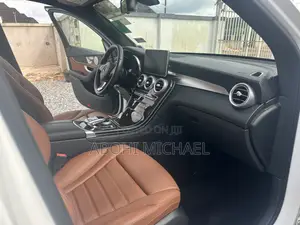 Mercedes-Benz GLC-Class 2017 White