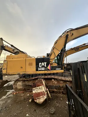 Caterpillar Excavator 345D2L