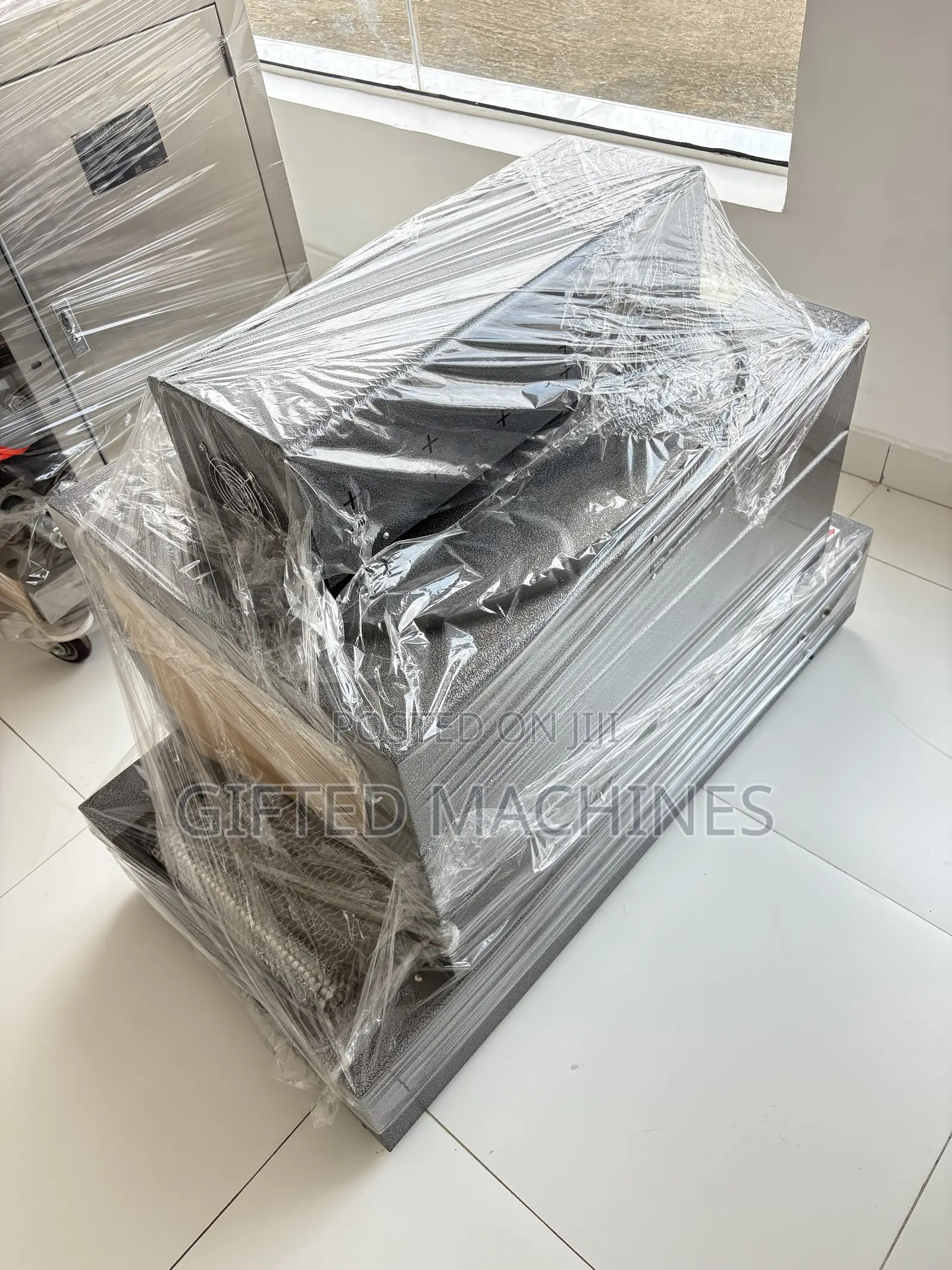 Shrink Wrapping Machine (Table Top)