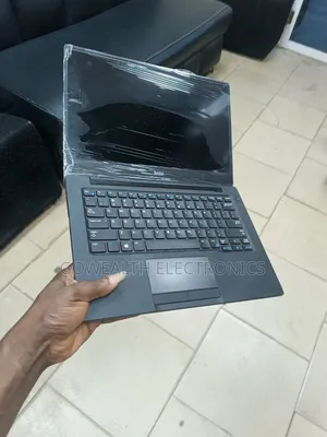 Laptop Dell Latitude 13 7370 16GB Intel Core i7 SSD 128GB