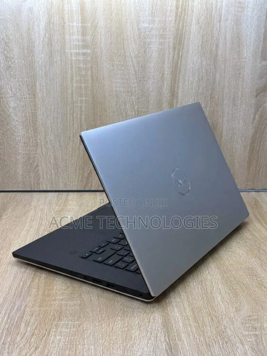 Laptop Dell XPS 15 9560 16GB Intel Core i7 SSD 512GB
