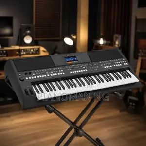 Yamaha PSR Sx 600