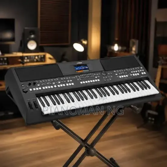 Yamaha PSR Sx 600