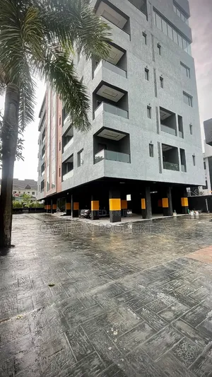 3bdrm Block of Flats in Ademola for rent