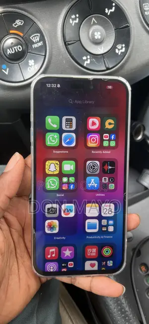 Apple iPhone 15 Pro Max 256 GB White