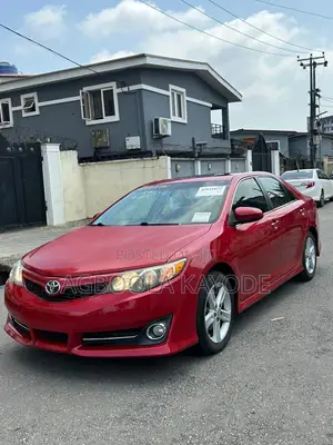 Toyota Camry 2012 Red