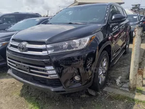 Toyota Highlander Limited 4x4 V6 (3.5L 6cyl 8A) 2018 Black