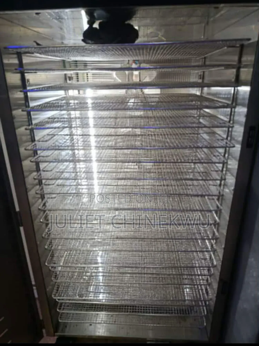 Dehydrator