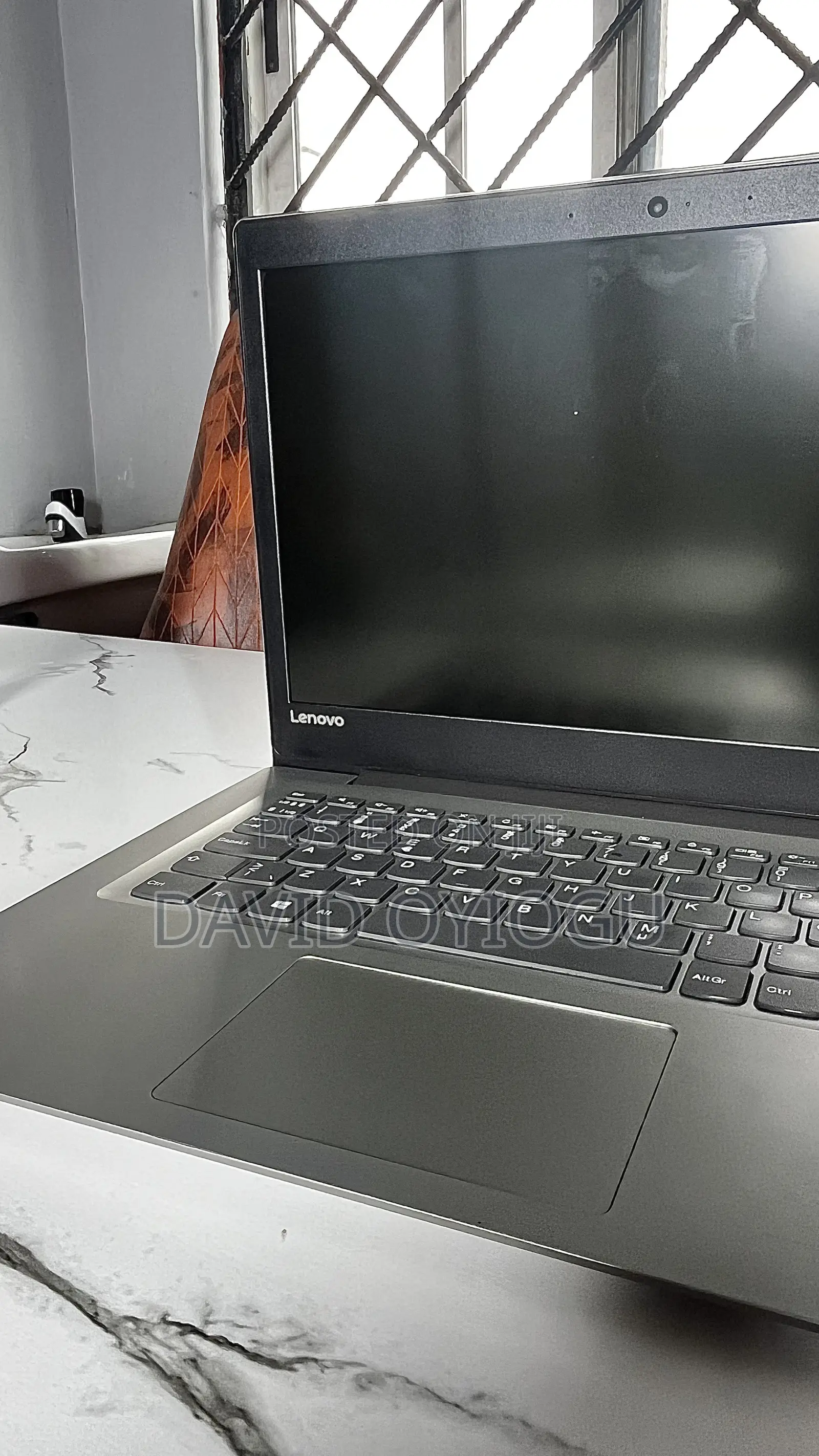 Laptop Lenovo IdeaPad 130 4GB Intel Celeron eMMC 128GB