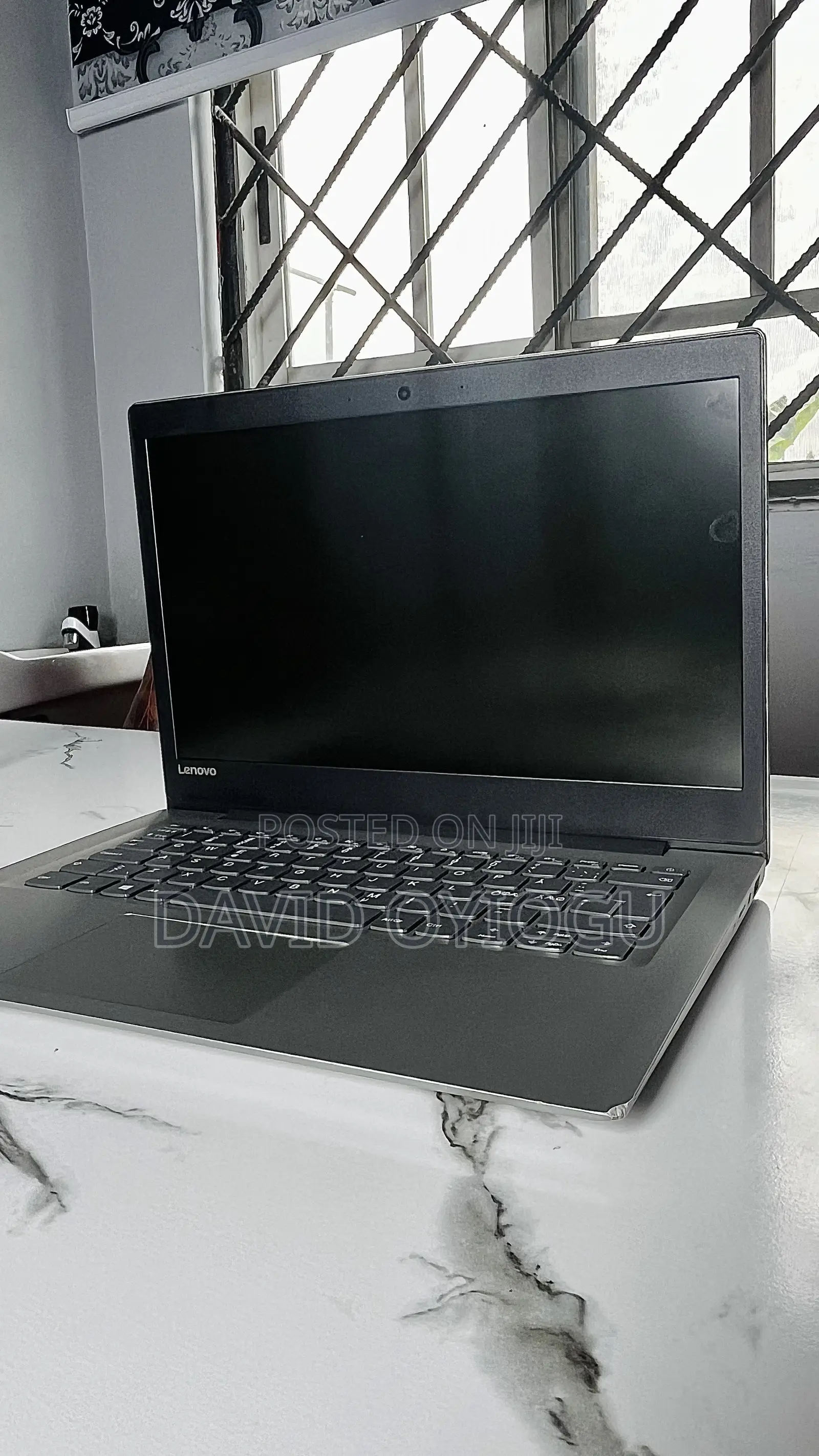 Laptop Lenovo IdeaPad 130 4GB Intel Celeron eMMC 128GB