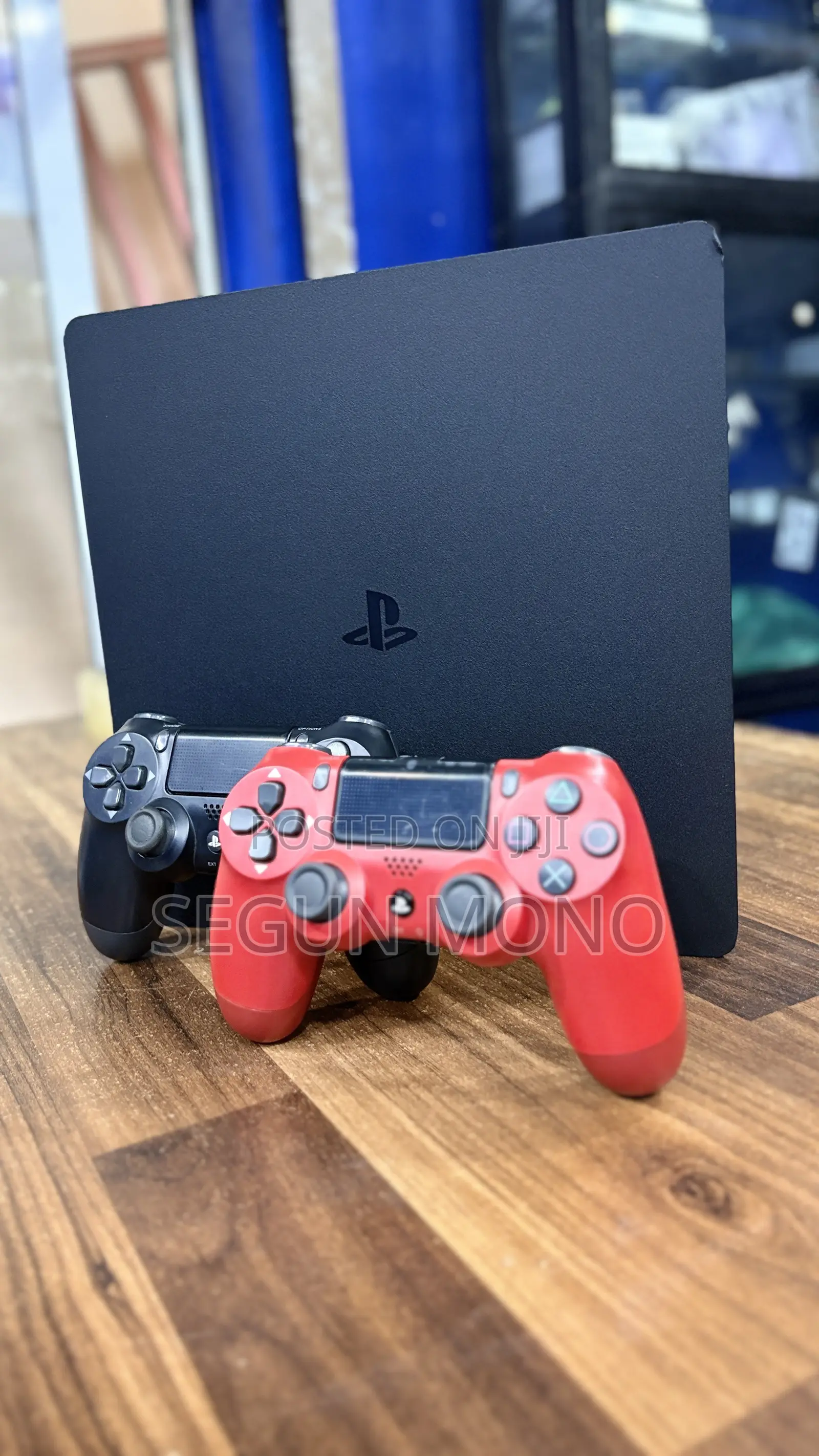 Sony PlayStation 4 Slim