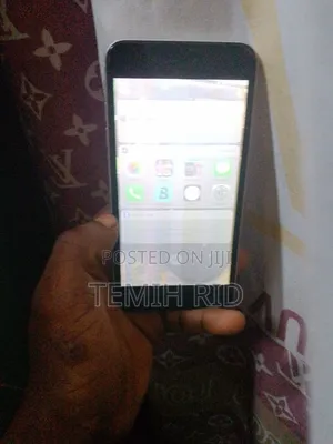 Apple iPhone 6 Plus 64 GB Silver