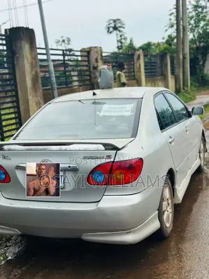 Toyota Corolla S 2004 Silver