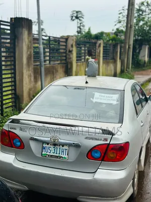 Toyota Corolla S 2004 Silver