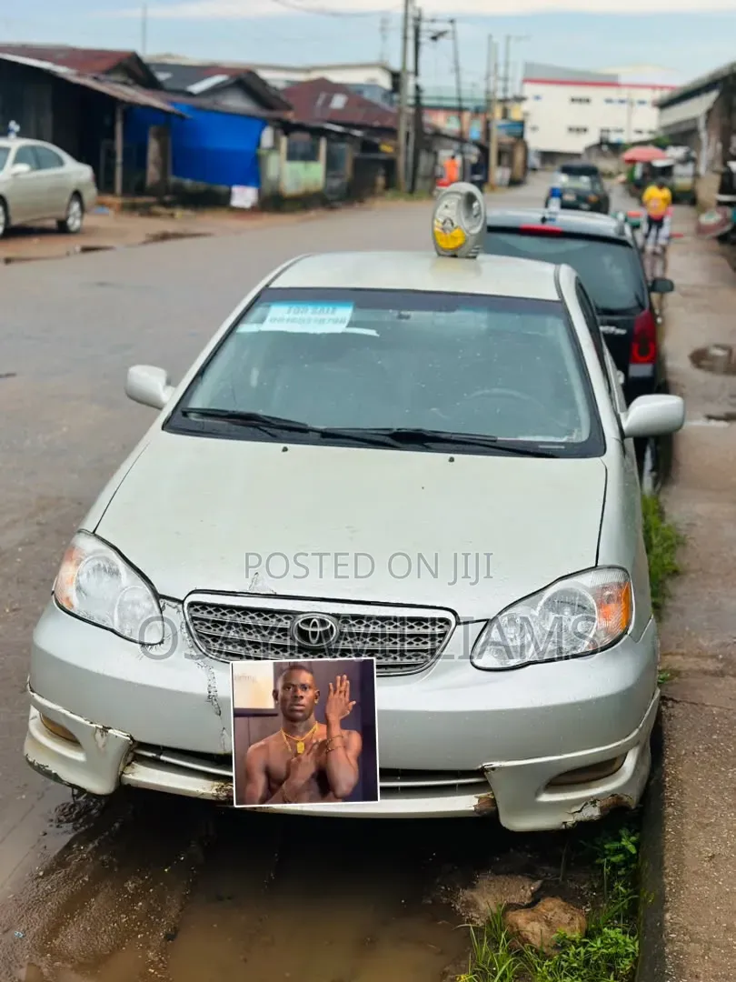 Toyota Corolla S 2004 Silver