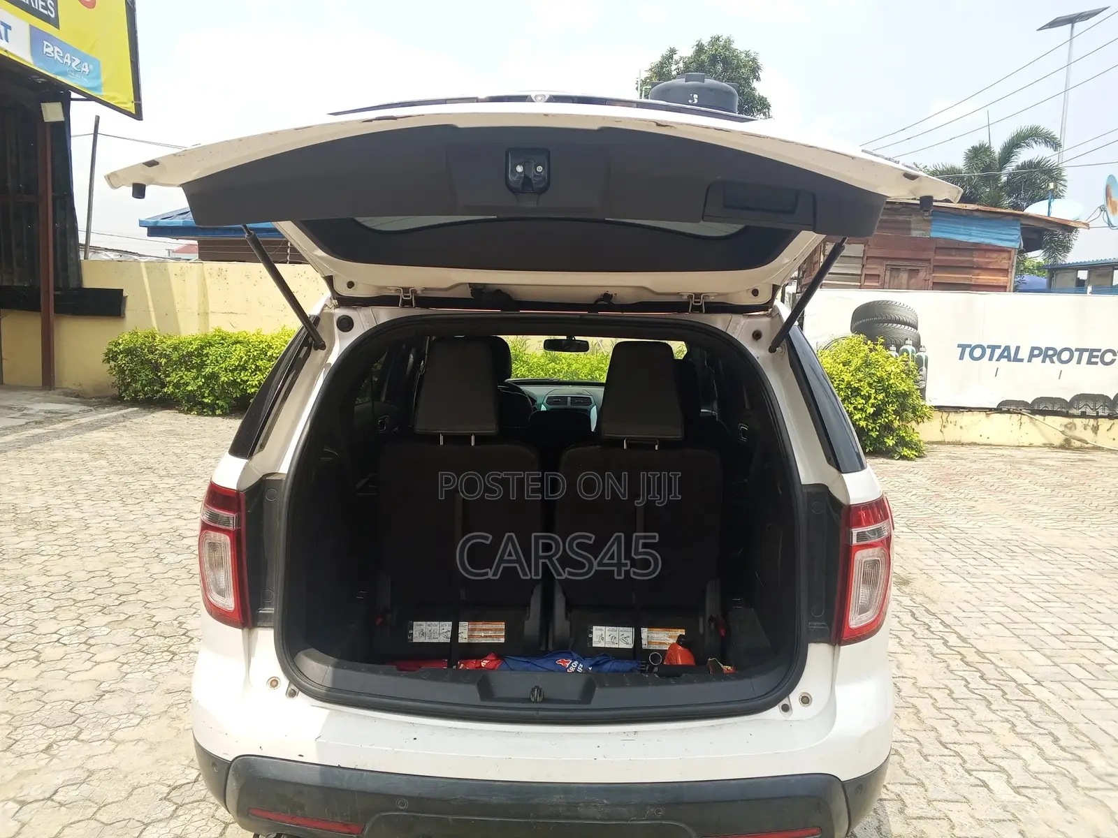 Ford Explorer 2013 White