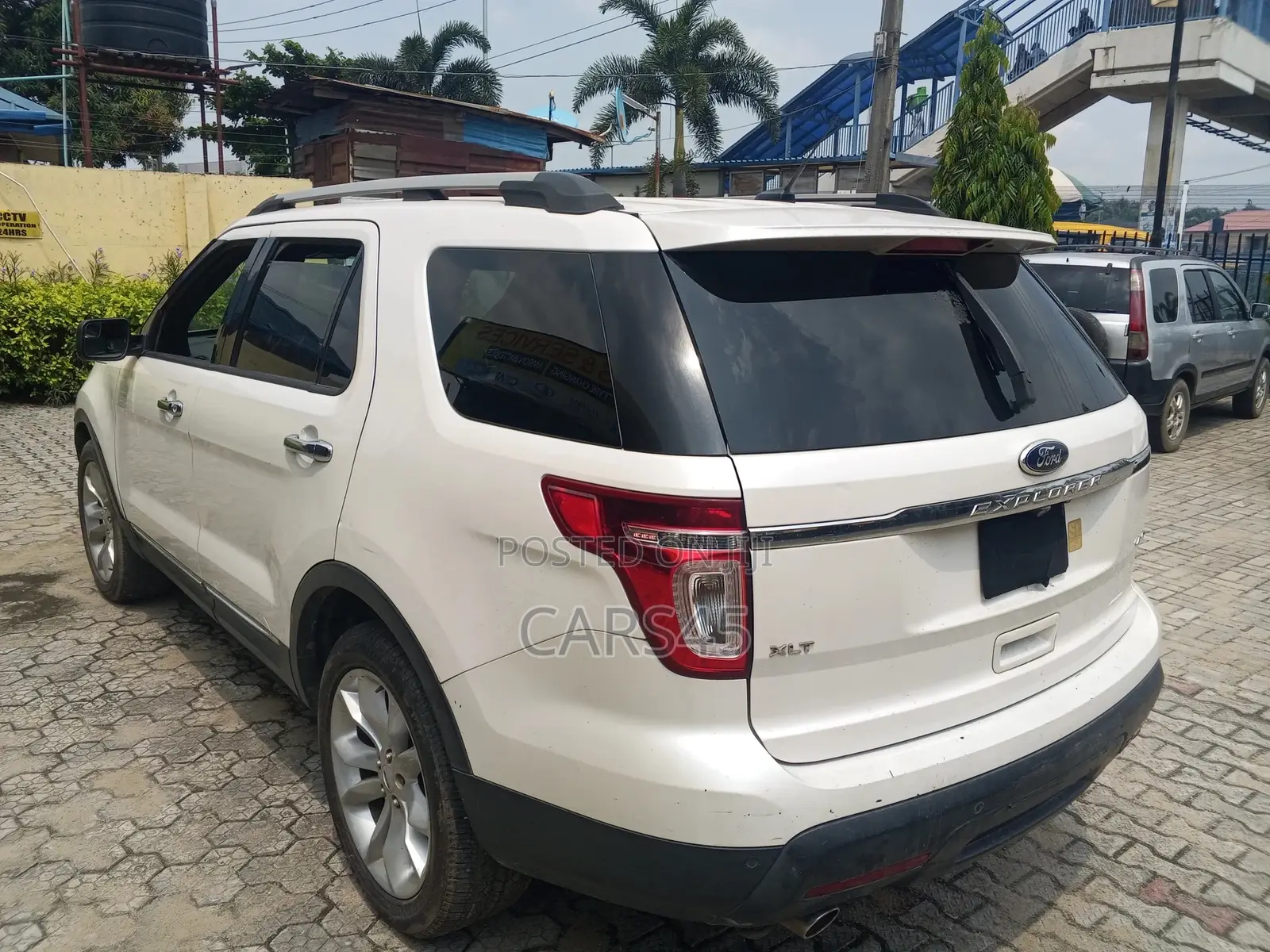 Ford Explorer 2013 White