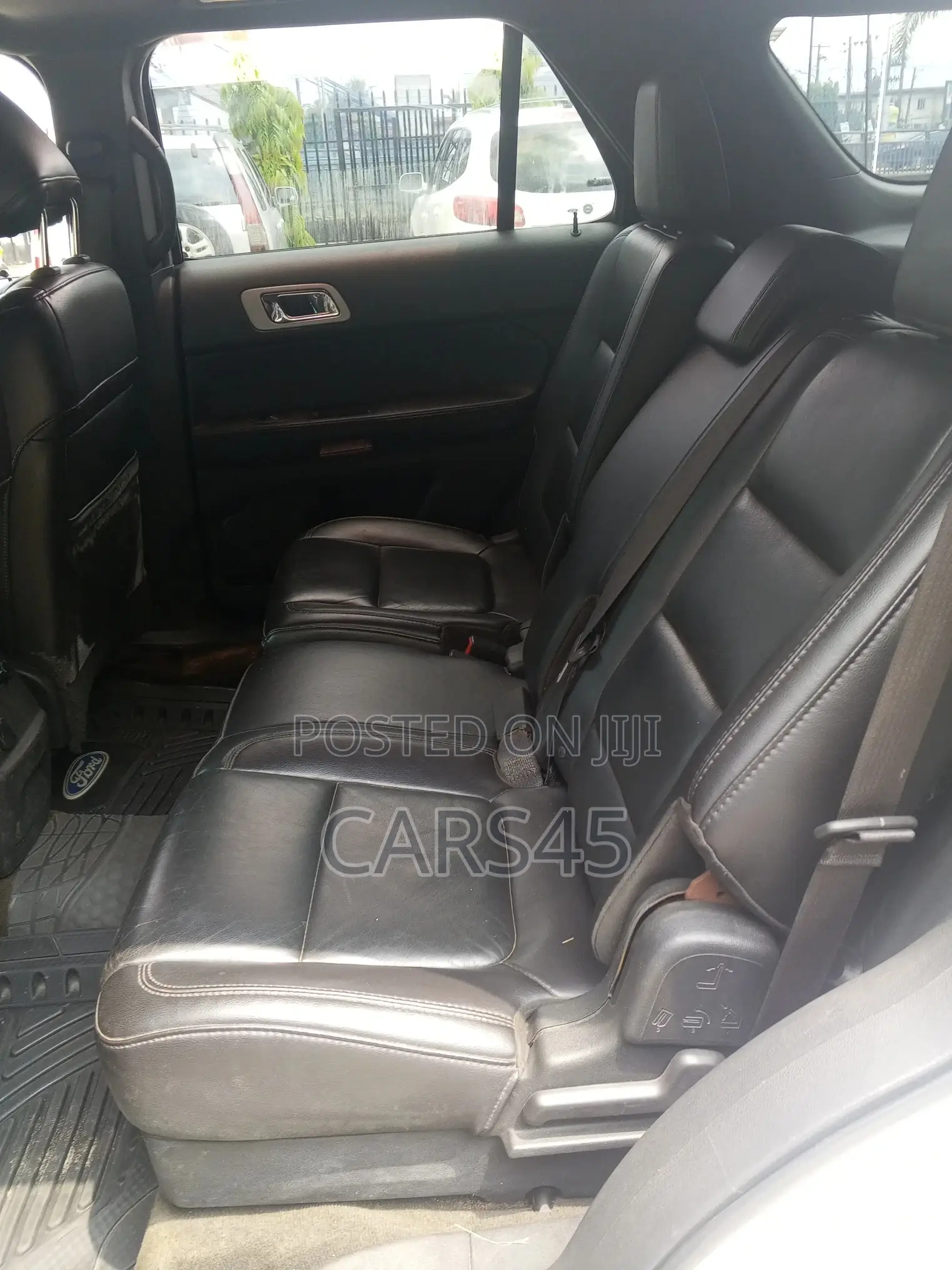 Ford Explorer 2013 White