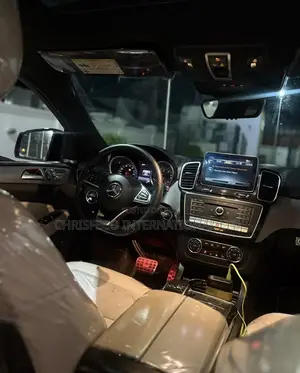 Mercedes-Benz GLE-Class 2016 Silver